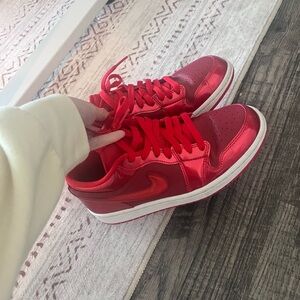 NIKE JORDAN 1 LOW SE